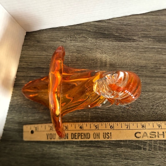 Vtg Orange Hand Blown Glass Cornucopia - Picture 9 of 14